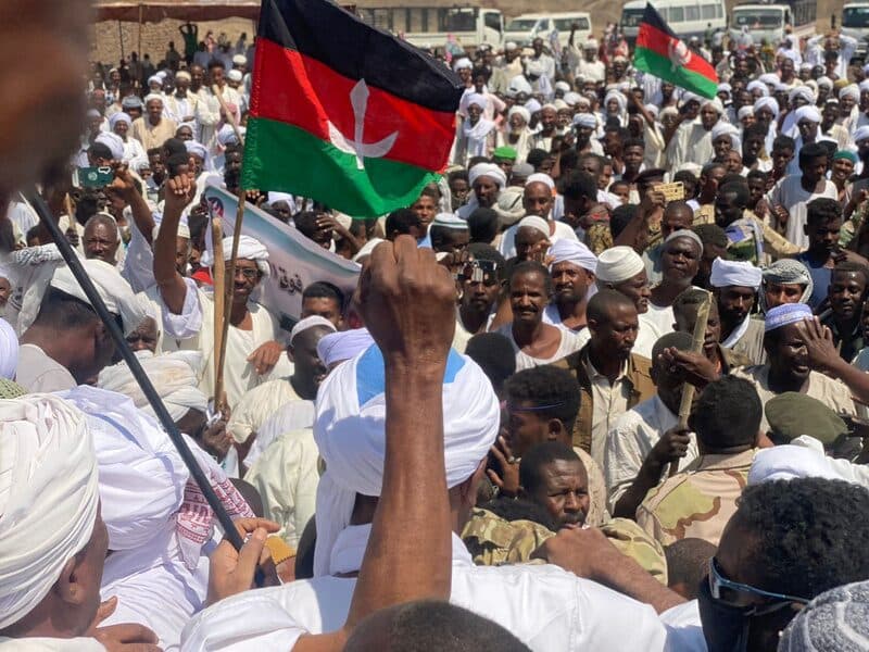عبد الرحمن الصادق المهدي يخاطب حشداً من قواعد الأنصار وحزب الأمة | Abdelrahman Al Sadiq Al Mahdi addressing a gathering of Ansar and Umma Party supporters